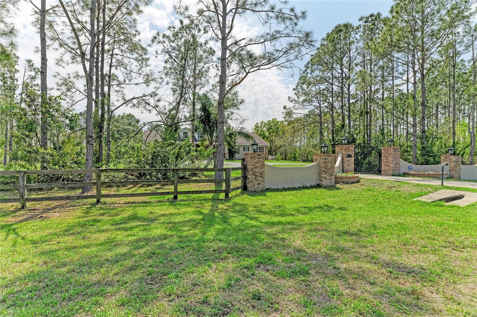 21616 67th Avenue E Bradenton FL 34211