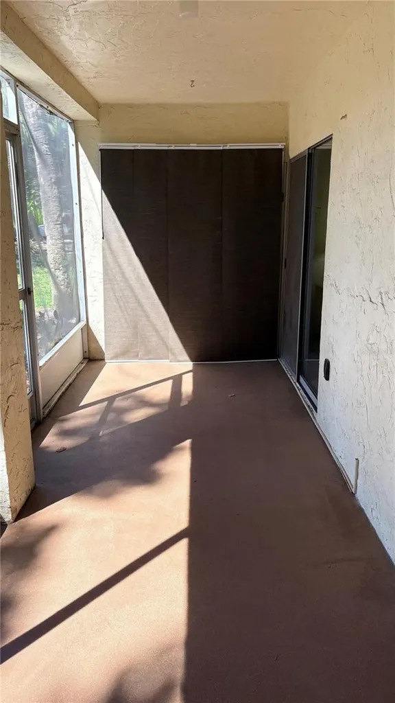 3514 Lake Bayshore Drive Bradenton FL 34205