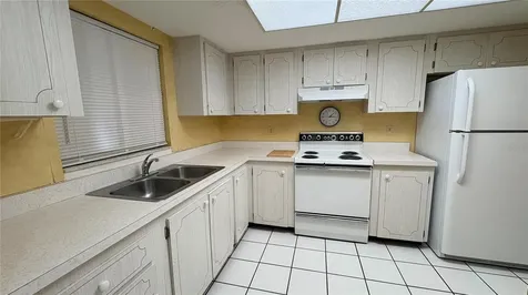3514 Lake Bayshore Drive Bradenton FL 34205