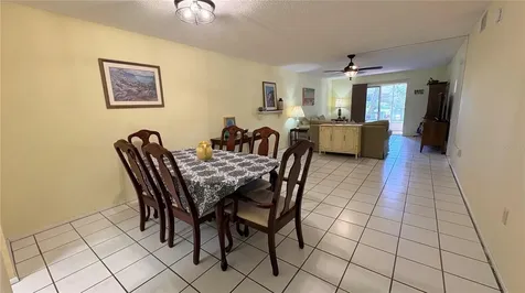 3514 Lake Bayshore Drive Bradenton FL 34205