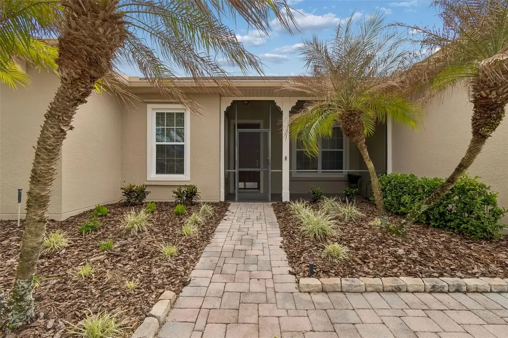 112 Sevilla Court Kissimmee FL 34759