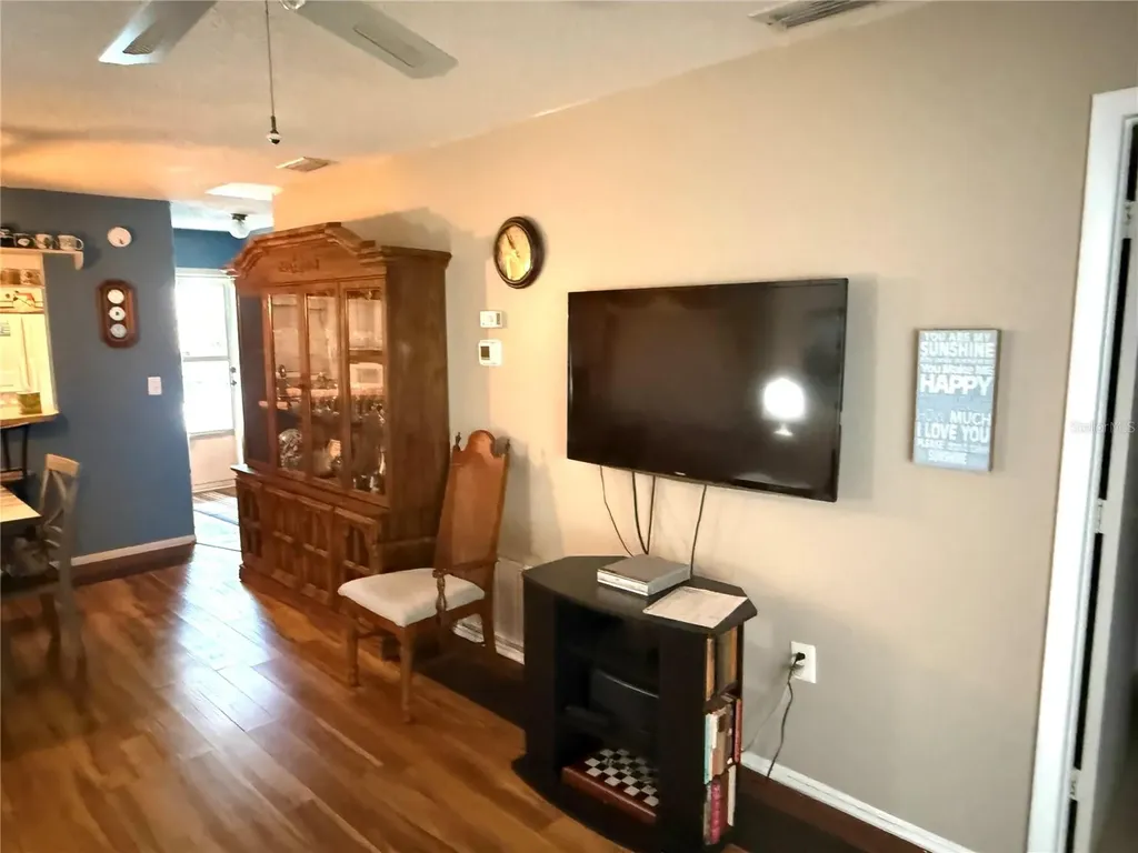 390 301 Boulevard W Bradenton FL 34205