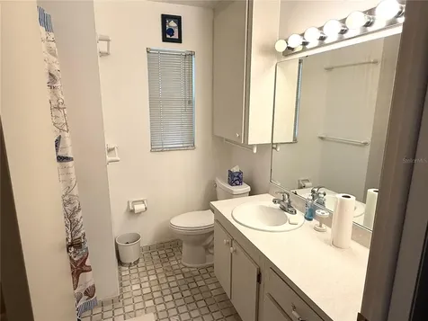 390 301 Boulevard W Bradenton FL 34205