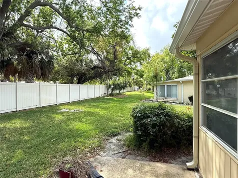 390 301 Boulevard W Bradenton FL 34205