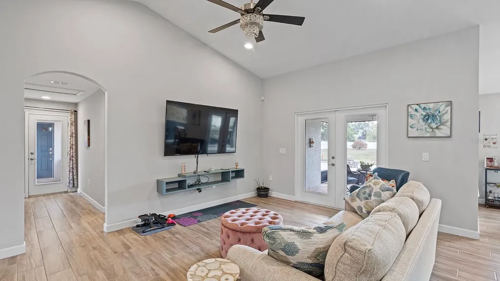 4840 Old Oak Trail St Cloud FL 34771