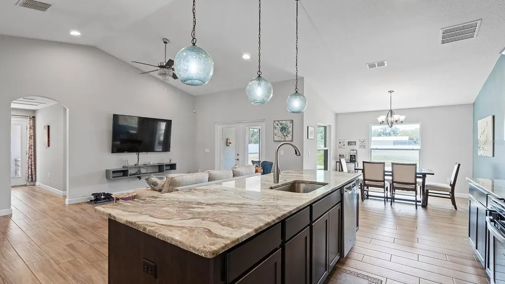 4840 Old Oak Trail St Cloud FL 34771