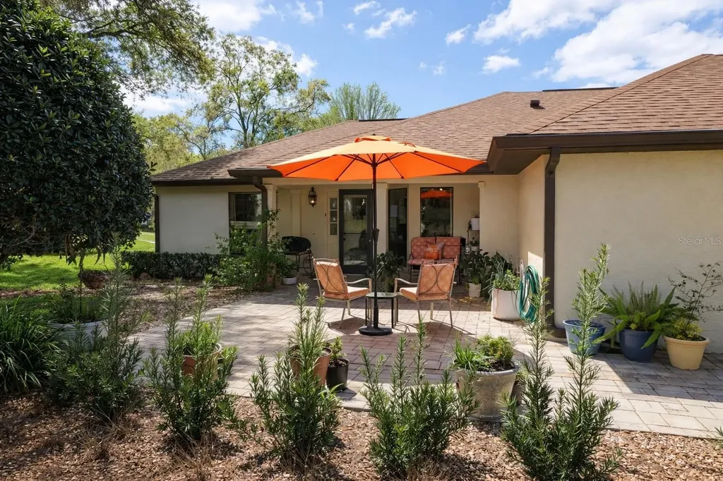 1728 N Envoy Drive Crystal River FL 34423