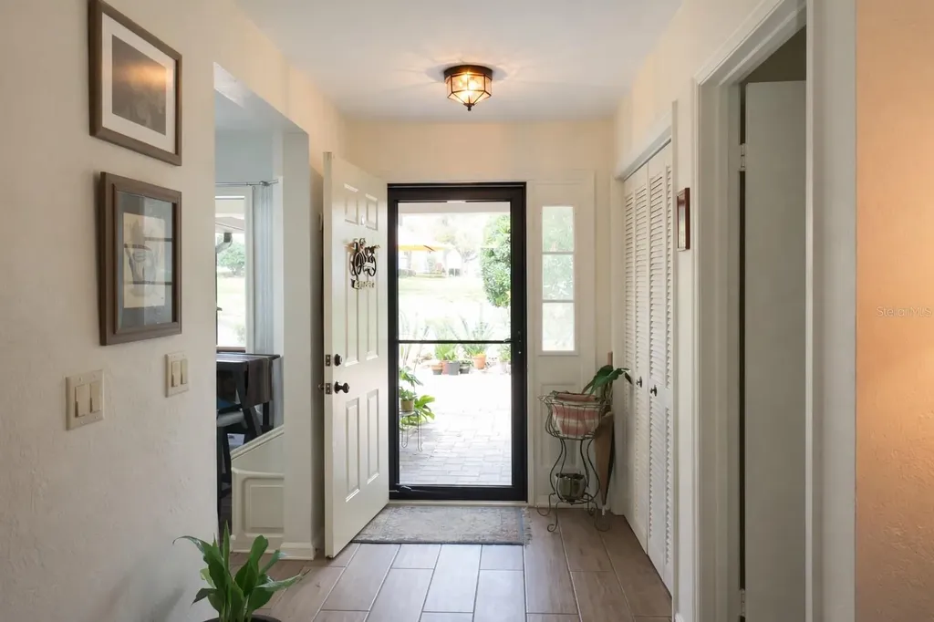 1728 N Envoy Drive Crystal River FL 34423