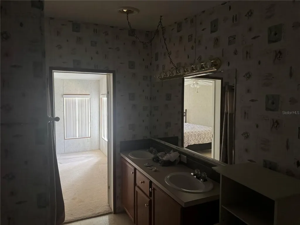14370 NE 150th Avenue Waldo FL 32694