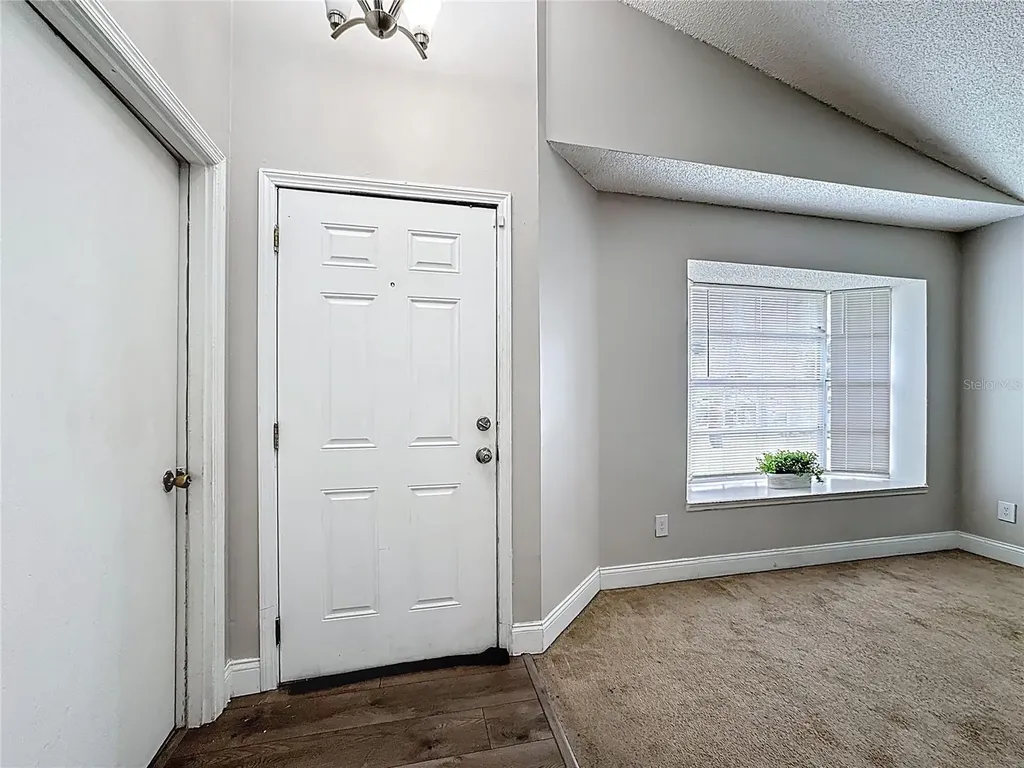 6582 Meritmoor Circle Orlando FL 32818