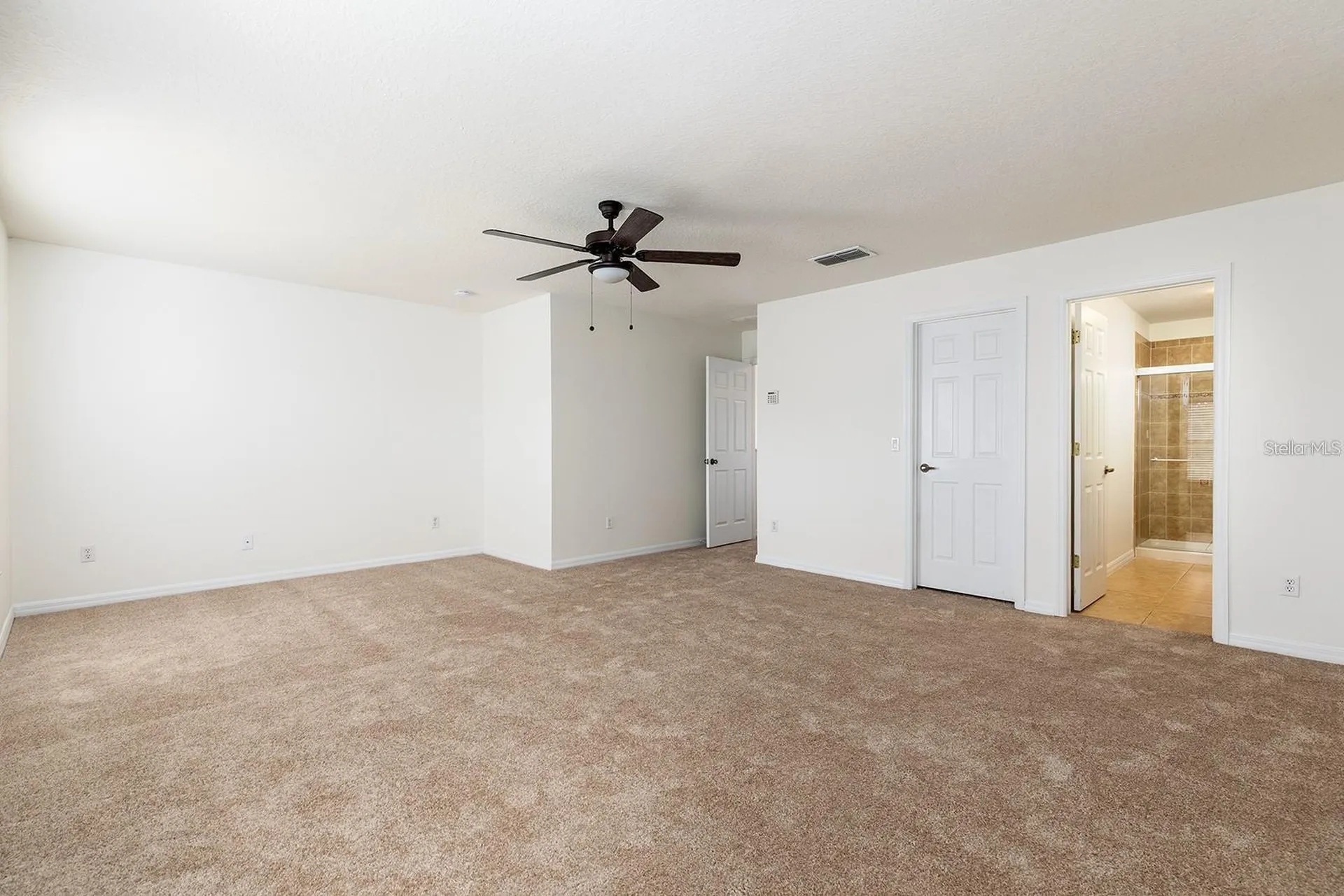 4020 Pitch Pine Circle Oviedo FL 32765