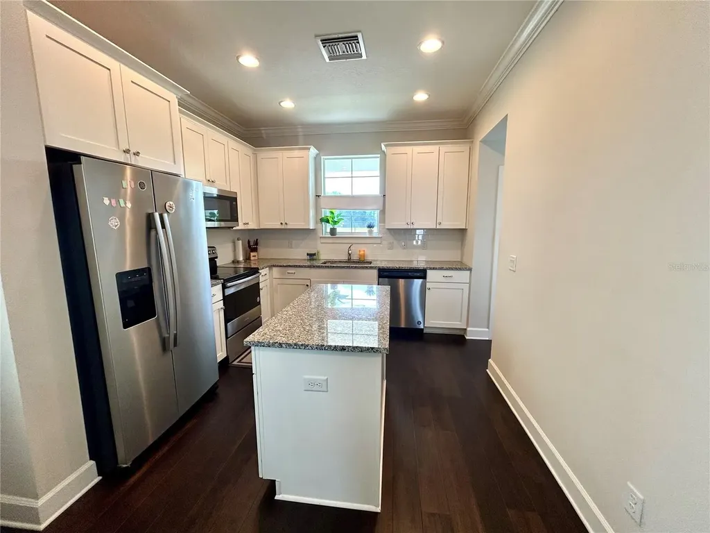 532 Jetstar Lane Oldsmar FL 34677