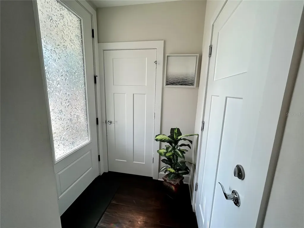 532 Jetstar Lane Oldsmar FL 34677