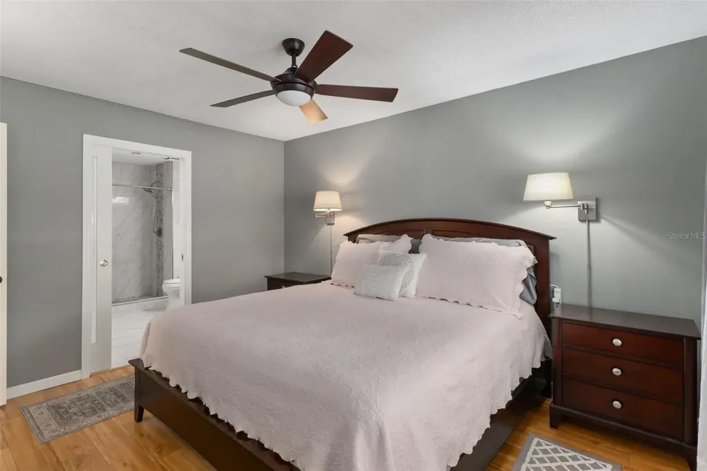35120 Whispering Oaks Boulevard Dade City FL 33523