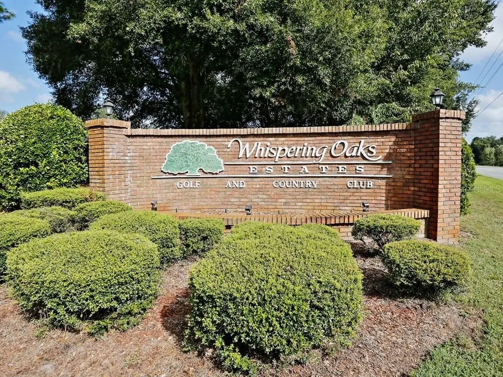 35120 Whispering Oaks Boulevard Dade City FL 33523