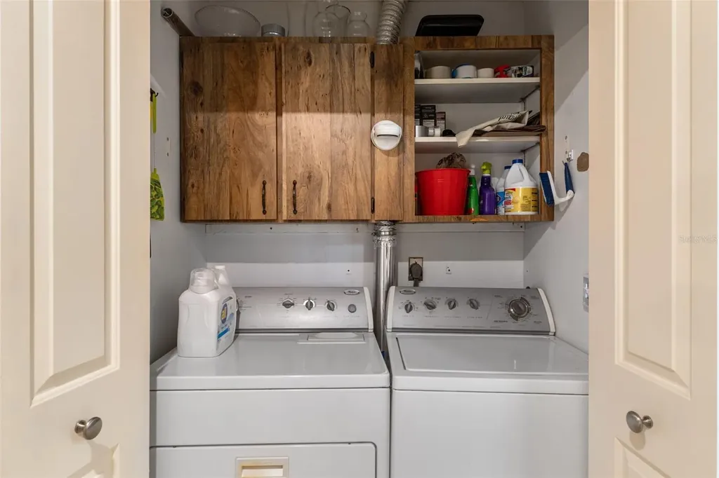 35120 Whispering Oaks Boulevard Dade City FL 33523