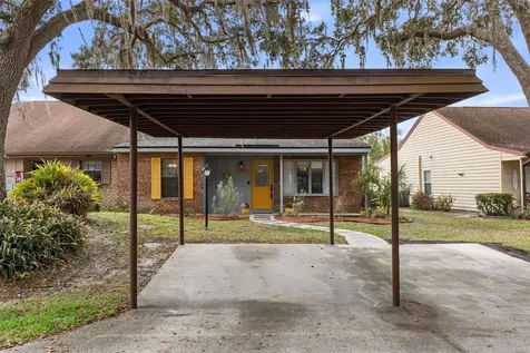 35120 Whispering Oaks Boulevard Dade City FL 33523