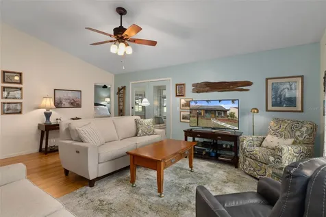 35120 Whispering Oaks Boulevard Dade City FL 33523