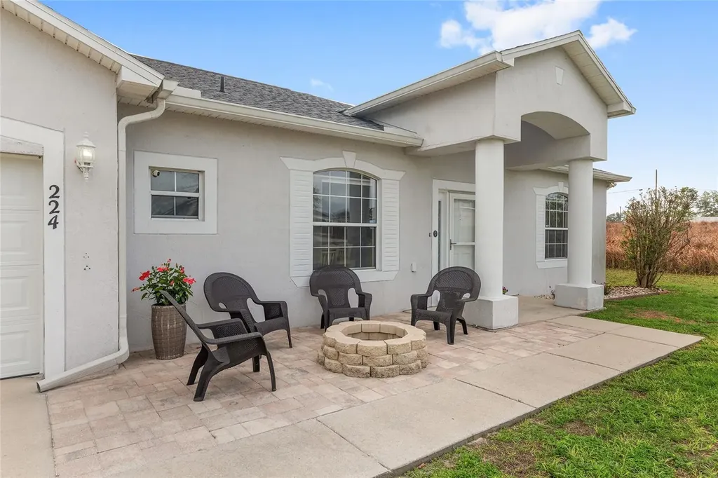 224 Oak Lane Ocala FL 34472