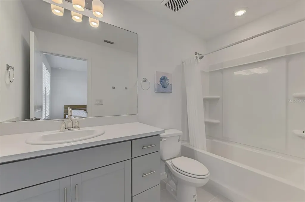8793 Daybreak Street Sarasota FL 34241