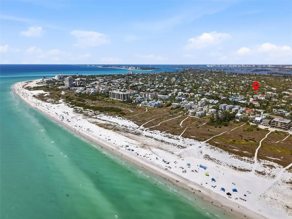 114 Island Circle Sarasota FL 34242