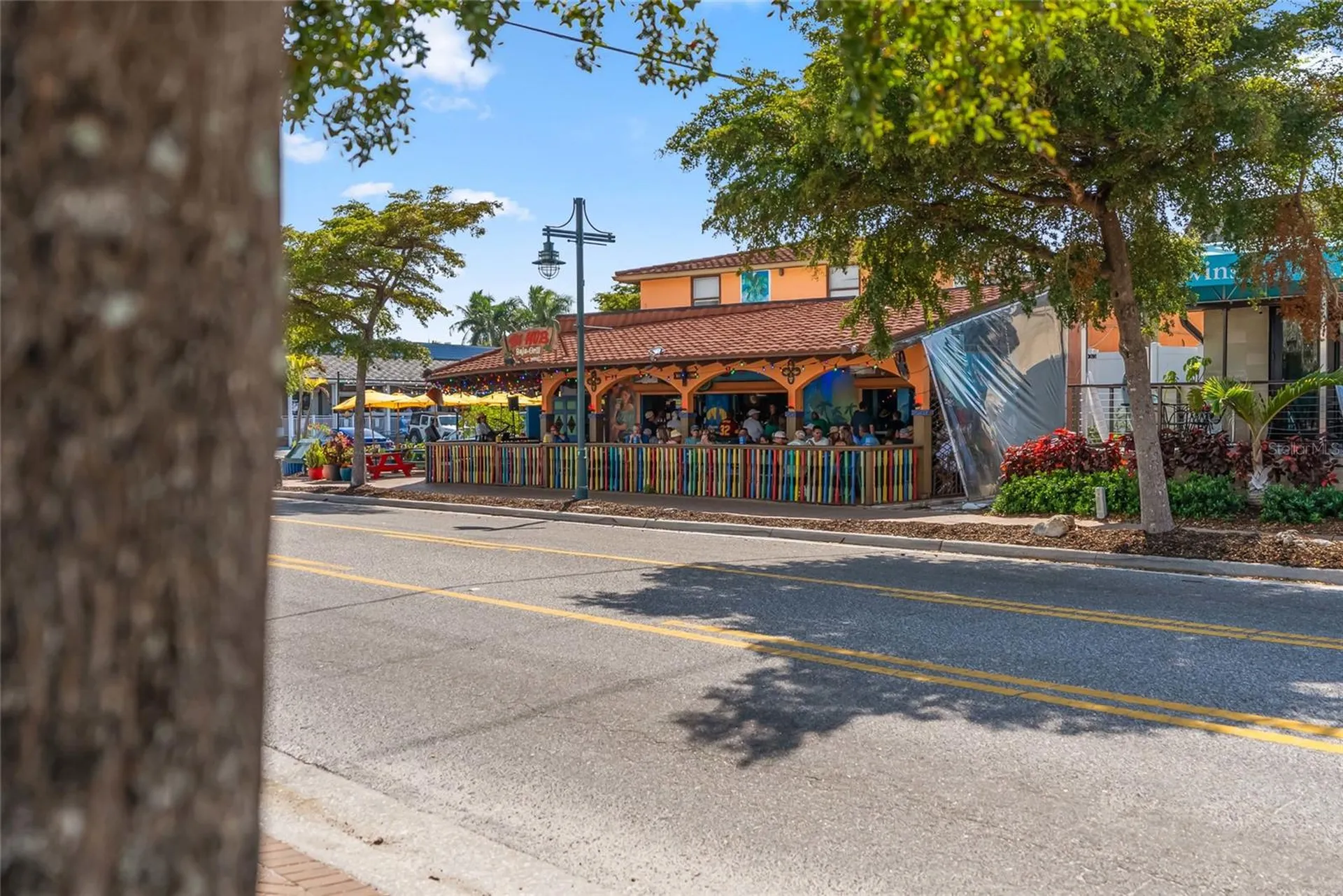 114 Island Circle Sarasota FL 34242