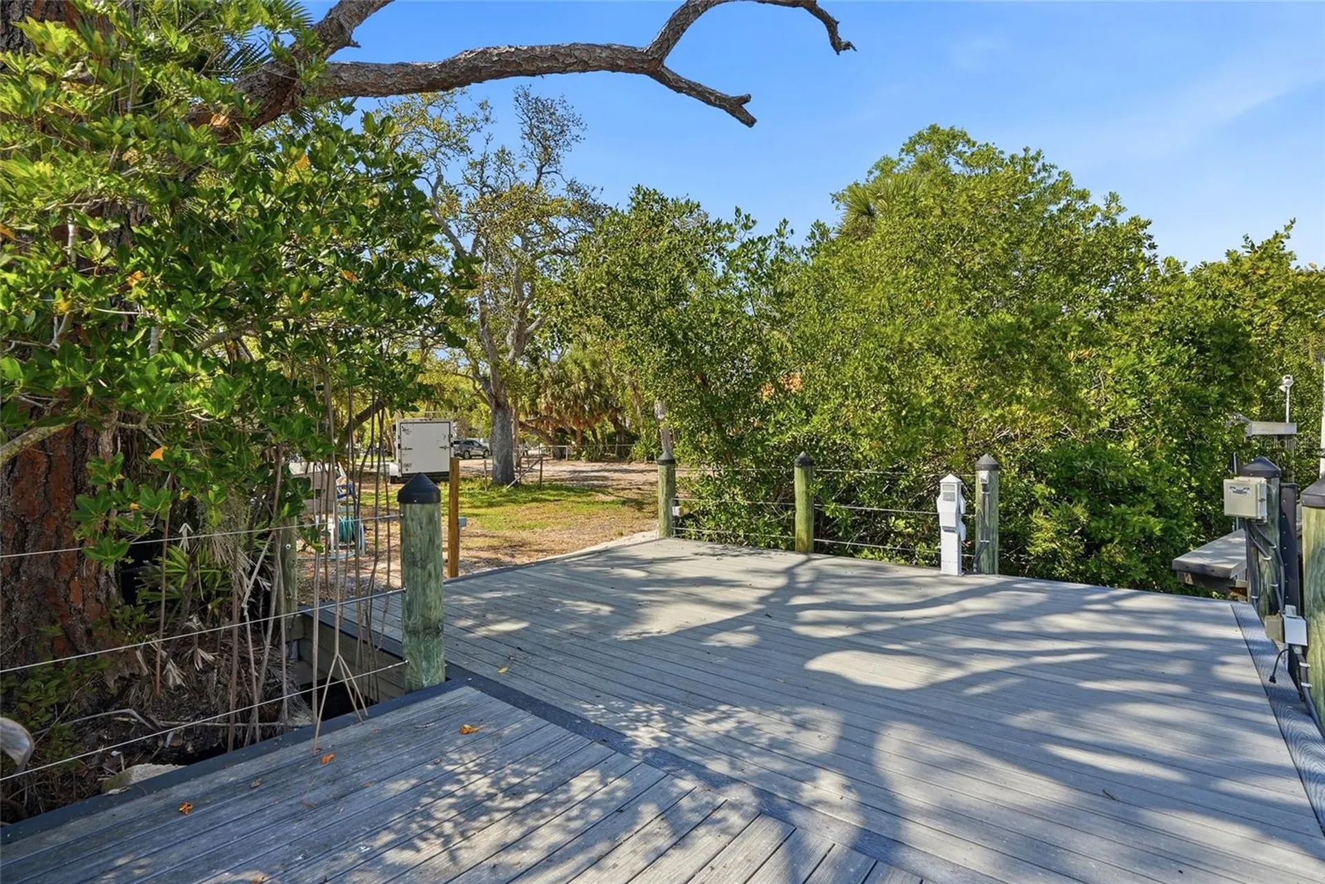 114 Island Circle Sarasota FL 34242