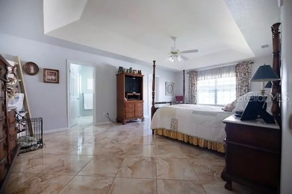 25 Karas Trail Palm Coast FL 32164