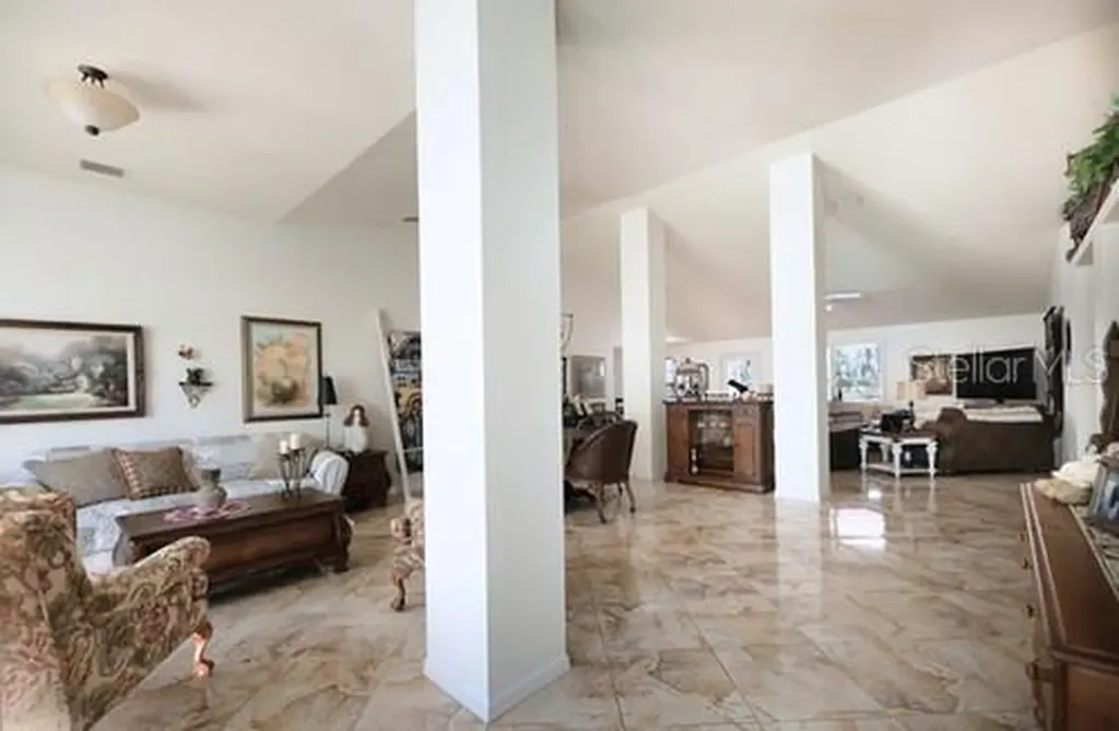 25 Karas Trail Palm Coast FL 32164