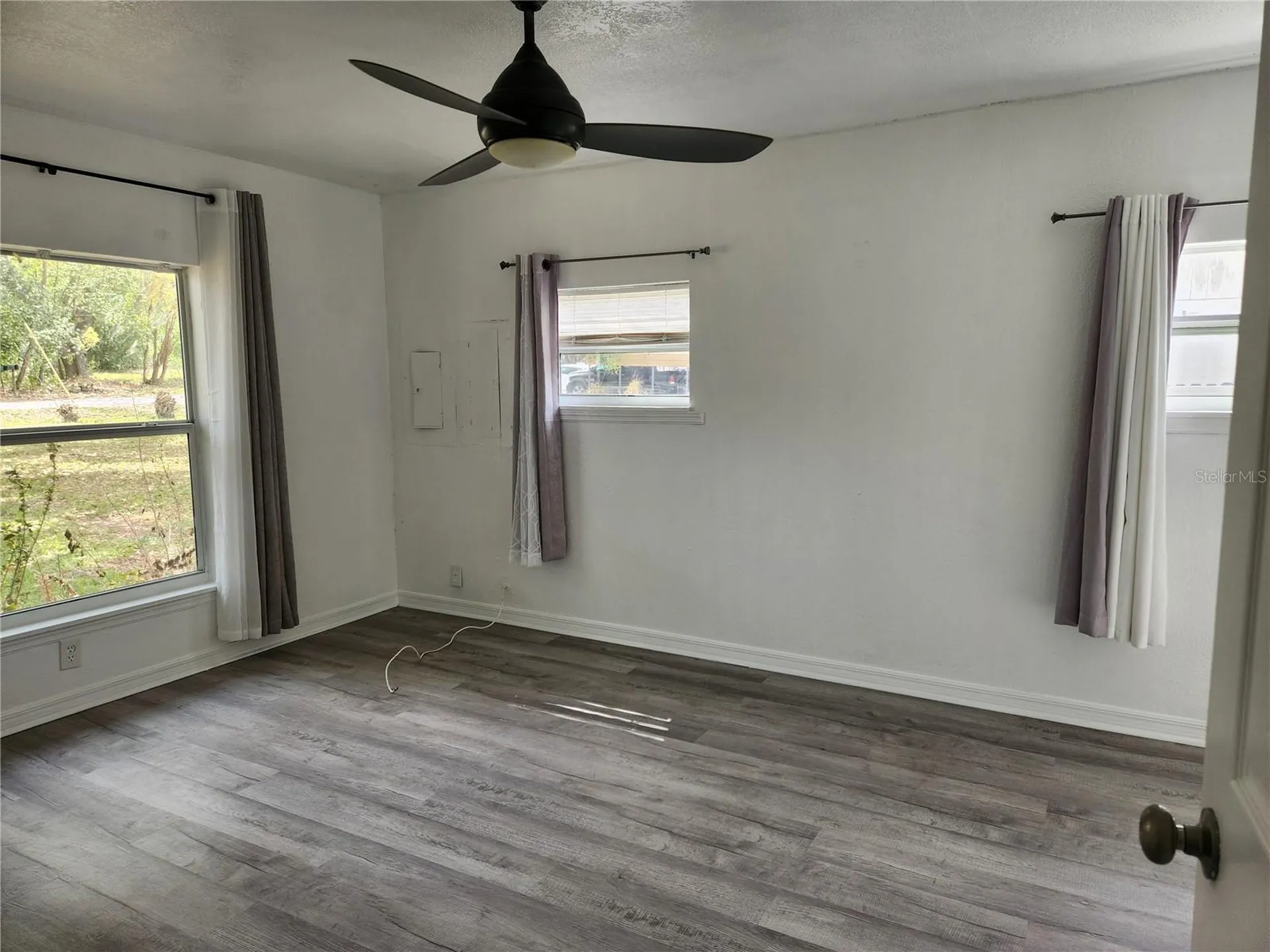 1926 Meadowridge Drive Valrico FL 33596