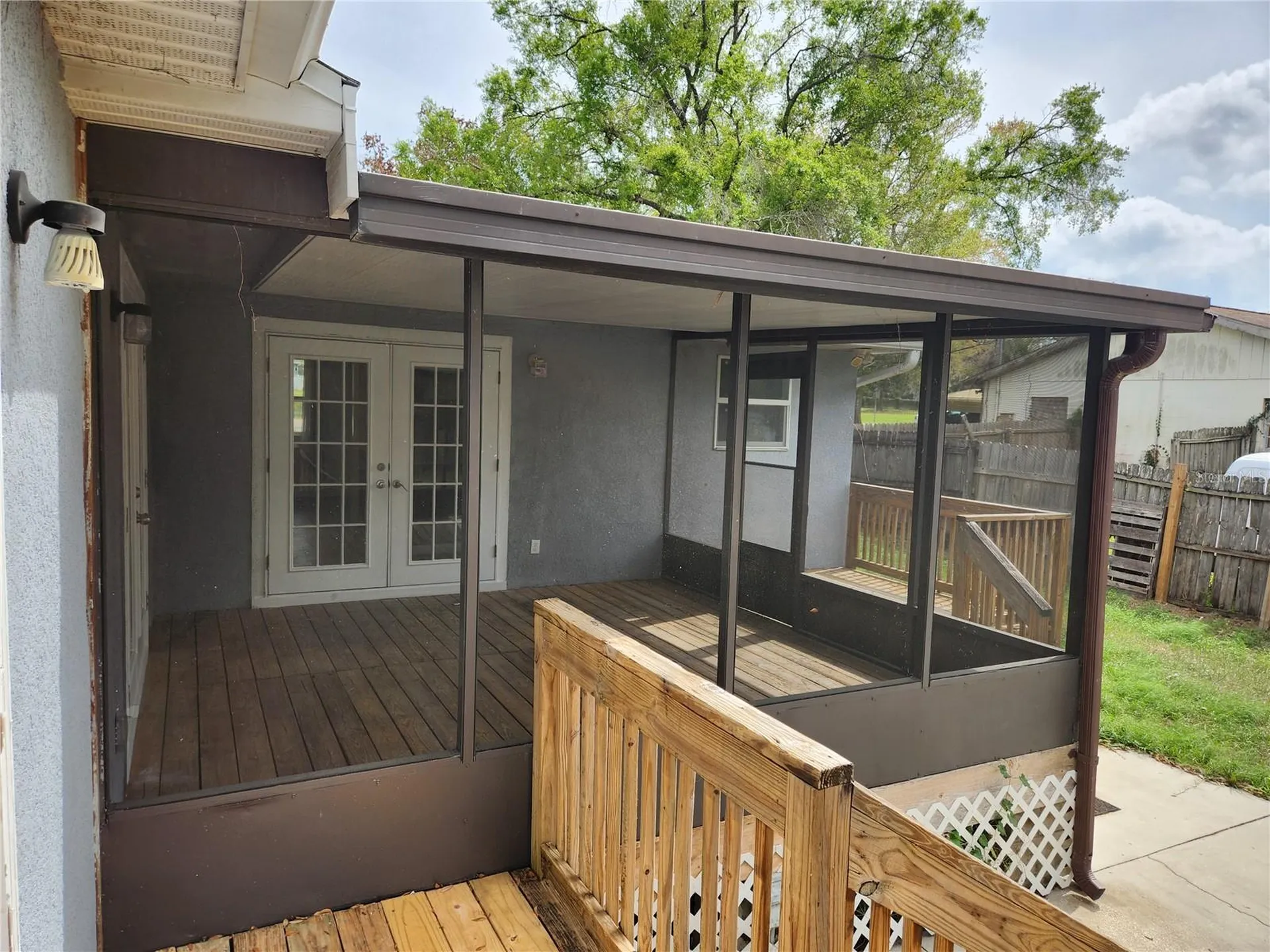 1926 Meadowridge Drive Valrico FL 33596