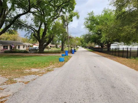1926 Meadowridge Drive Valrico FL 33596