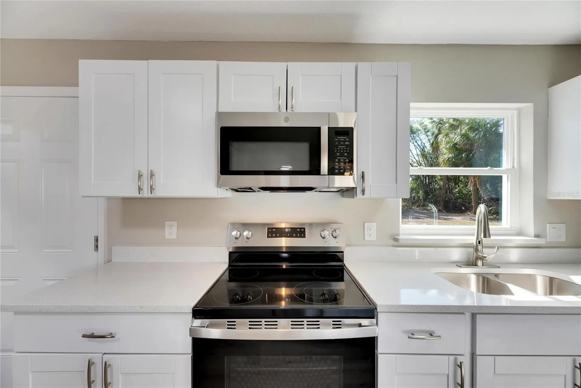 660 Flamingo Drive Apollo Beach FL 33572