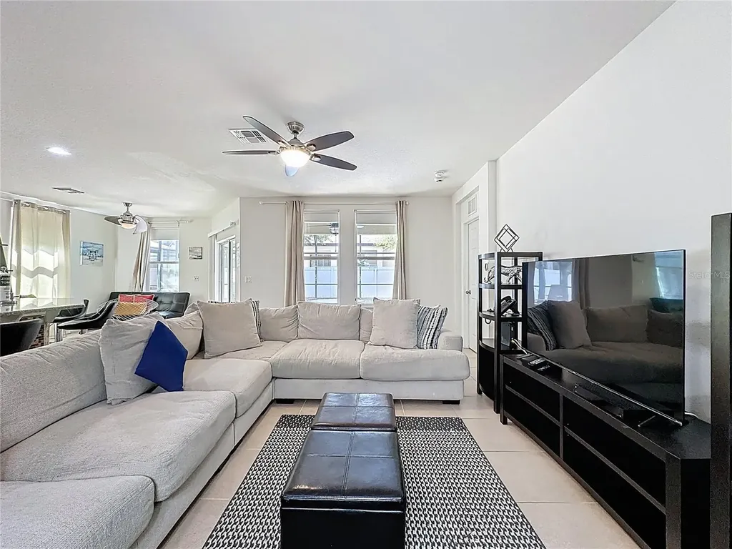 1346 Yorkshire Court Davenport FL 33896