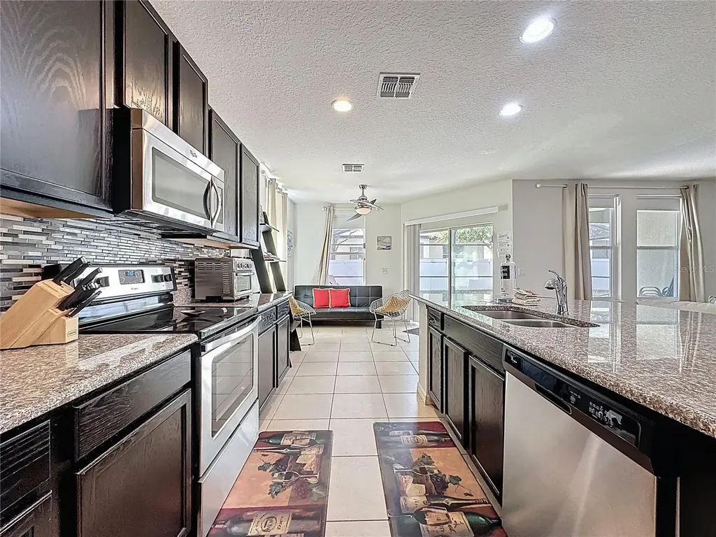 1346 Yorkshire Court Davenport FL 33896