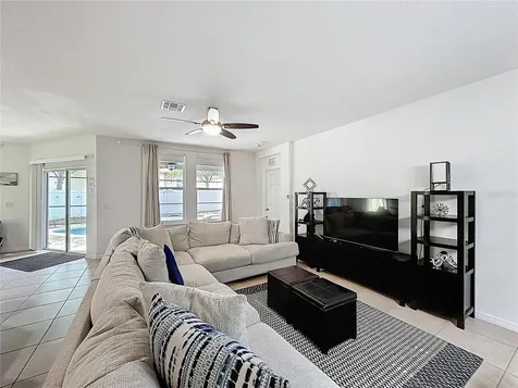 1346 Yorkshire Court Davenport FL 33896