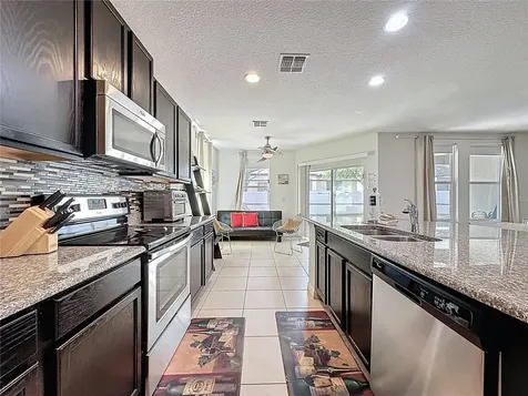 1346 Yorkshire Court Davenport FL 33896