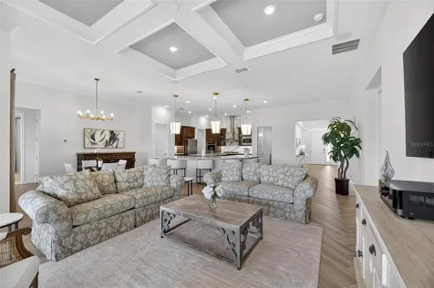 914 Signet Drive Apollo Beach FL 33572