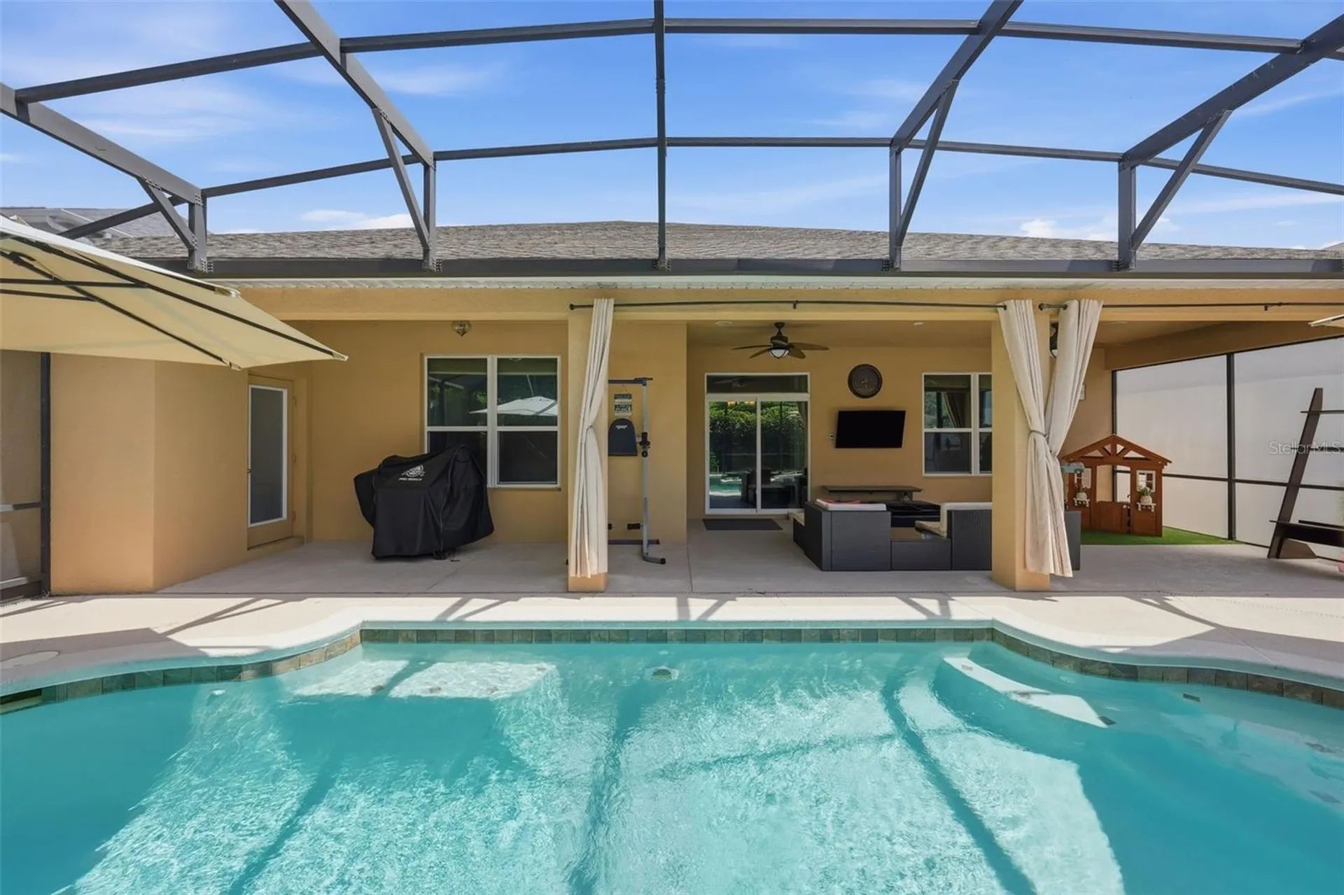 979 Counts Crest Circle Apopka FL 32712