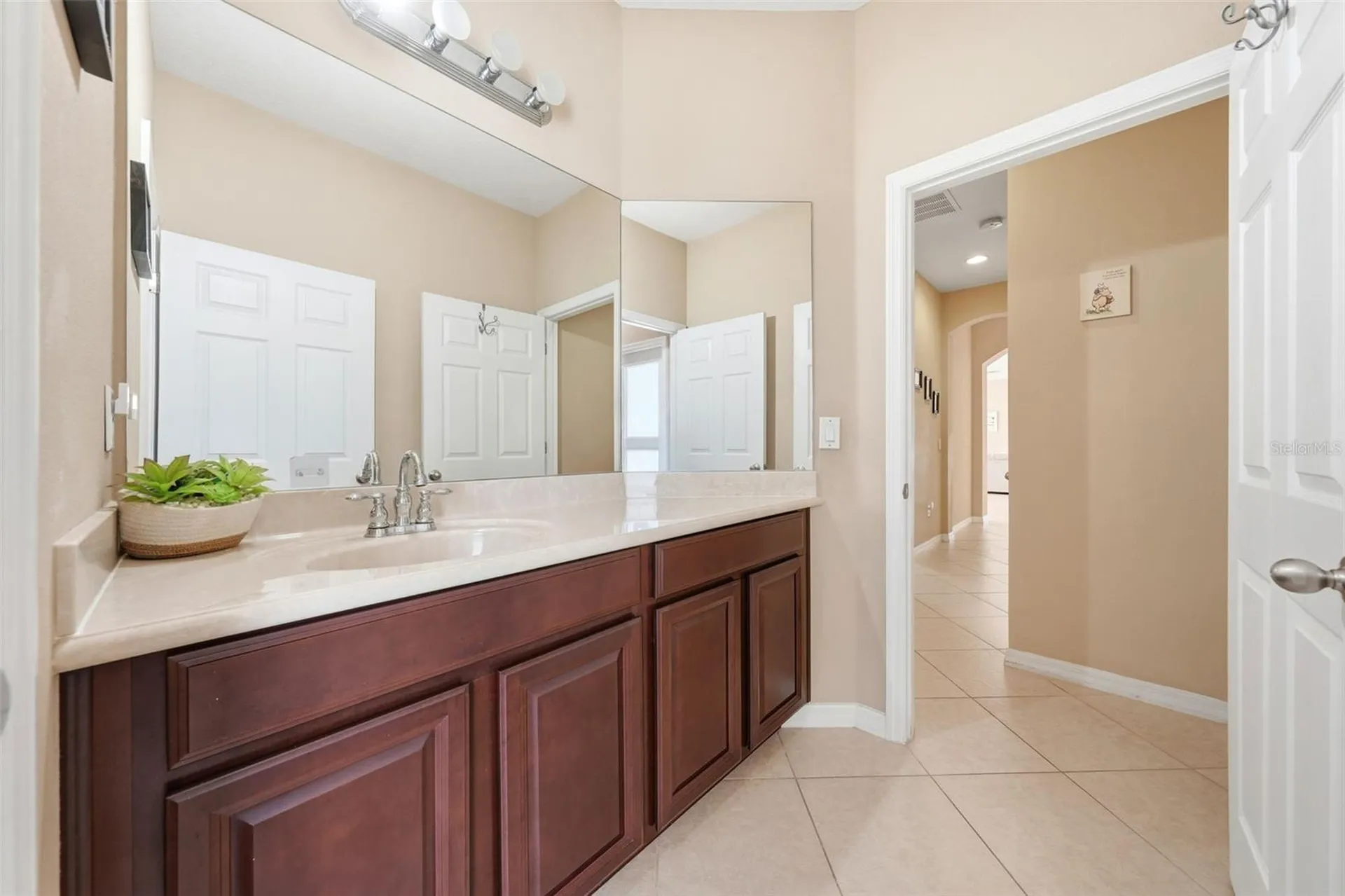 979 Counts Crest Circle Apopka FL 32712