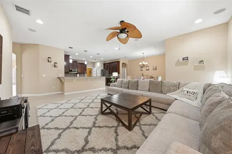 979 Counts Crest Circle Apopka FL 32712