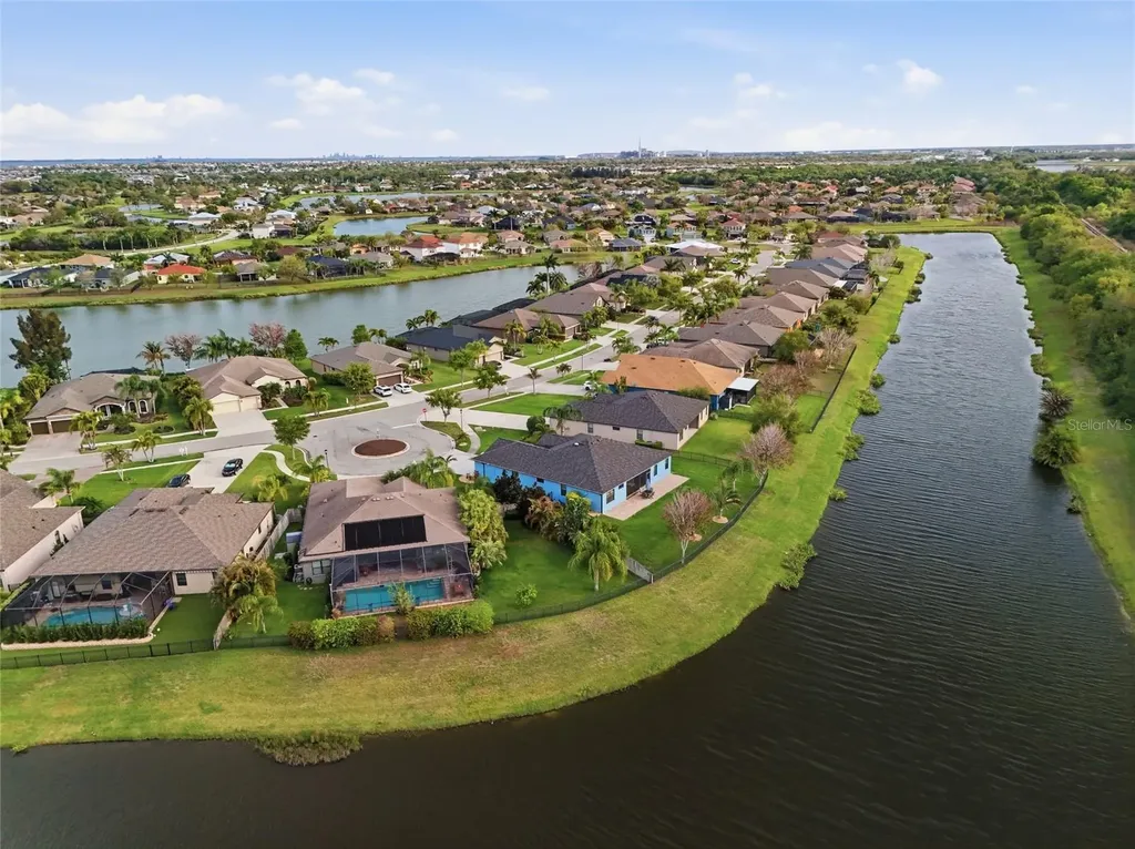 326 Star Shell Drive Apollo Beach FL 33572