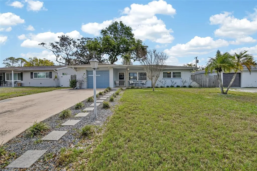2063 Pine Ridge Drive Clearwater FL 33763