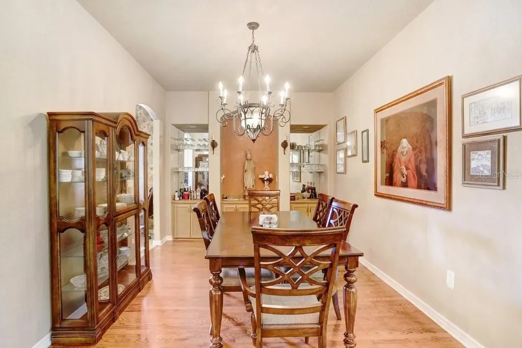 12442 Forest Highlands Dade City FL 33525