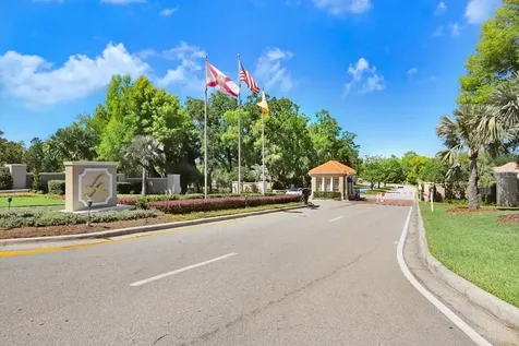 12442 Forest Highlands Dade City FL 33525