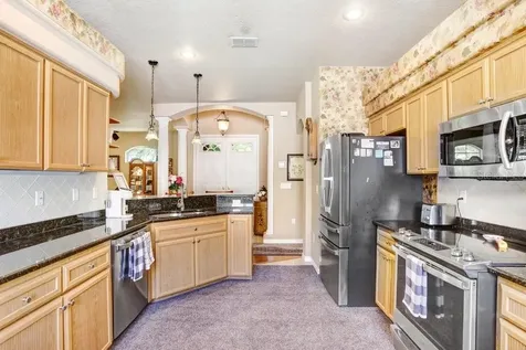 12442 Forest Highlands Dade City FL 33525