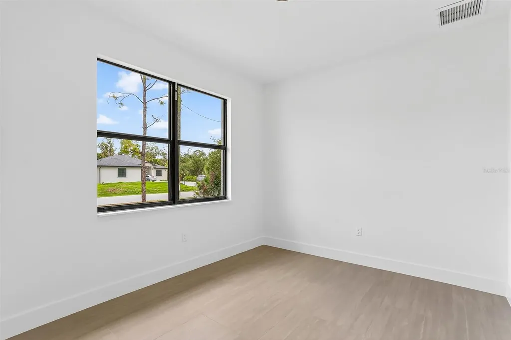 425 Ellington Street Port Charlotte FL 33953