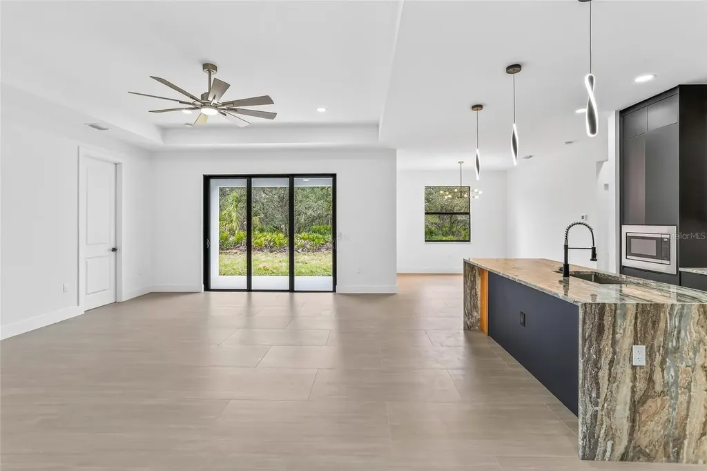425 Ellington Street Port Charlotte FL 33953
