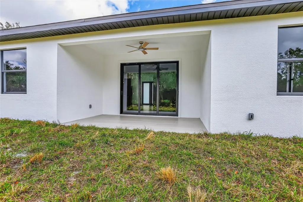 425 Ellington Street Port Charlotte FL 33953