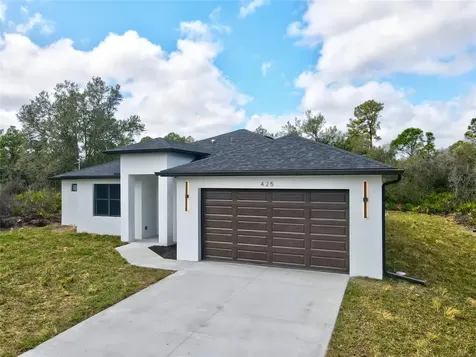 425 Ellington Street Port Charlotte FL 33953